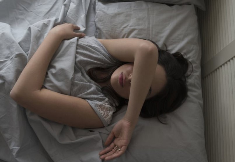 Mê ngủ bị bóng đè là hiện tượng gì?